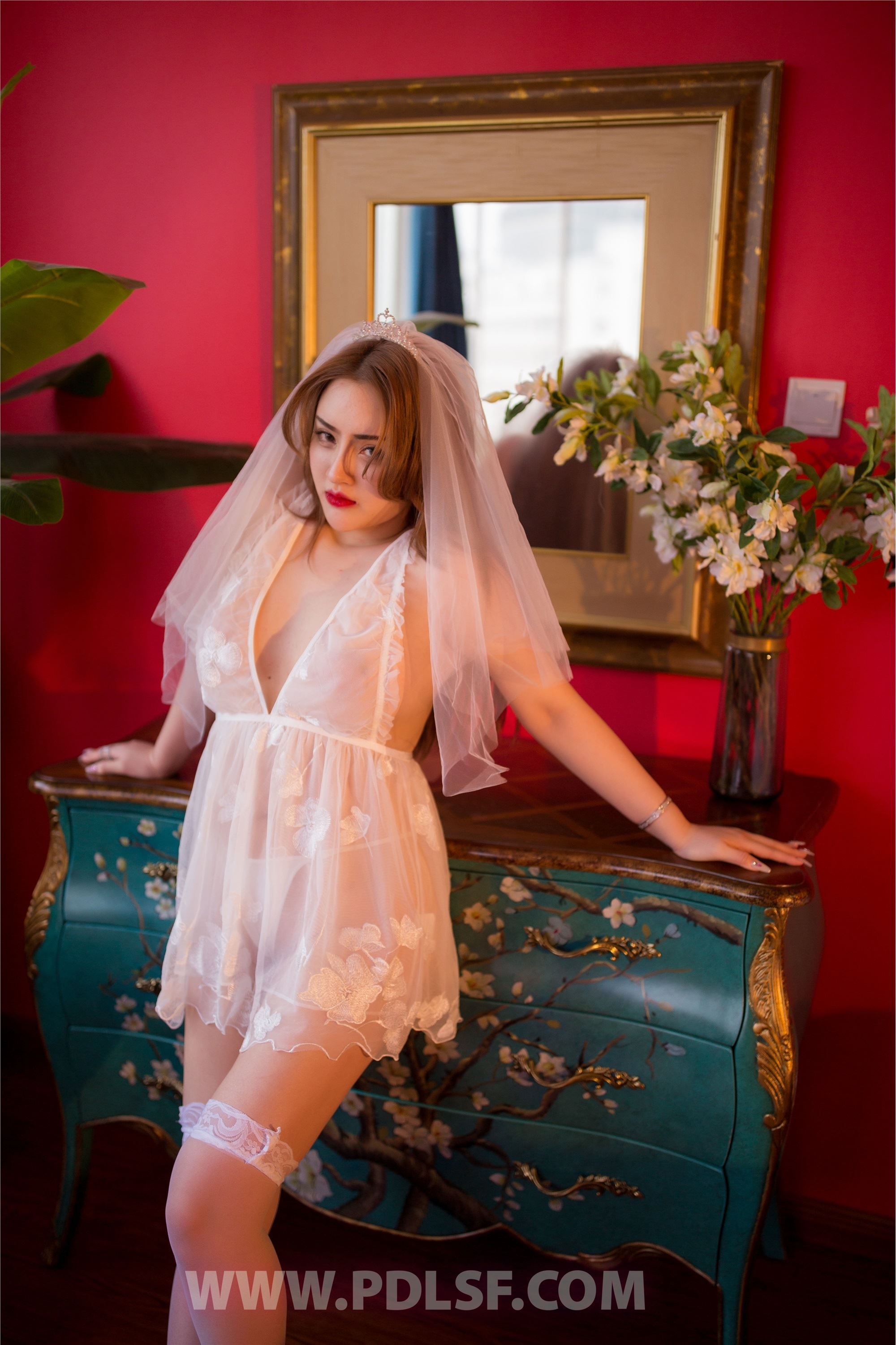 PDL潘多拉  2020.06.09 NO.298 新疆妹纸